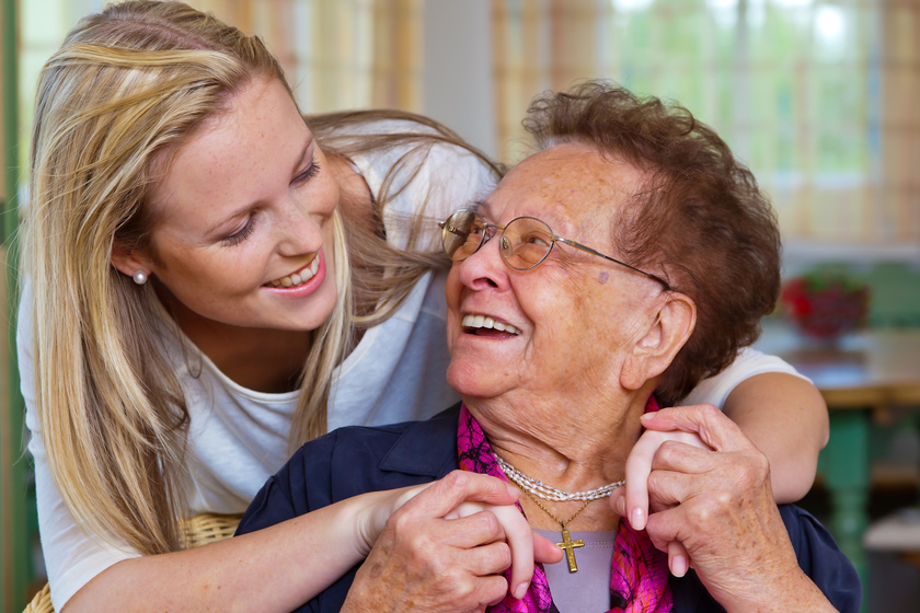 Should You Stay With Your Loved Ones On Their First Days In Assisted Living?
