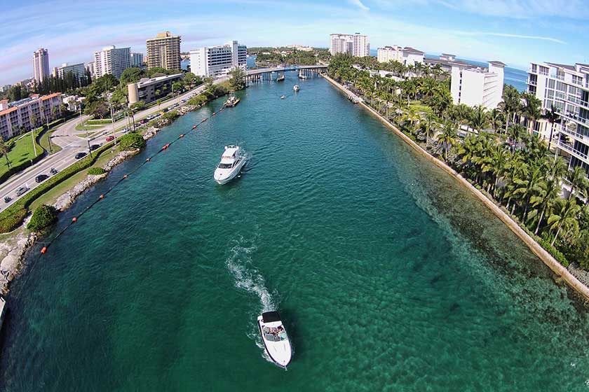Leisure boating in Boca Raton Florida Leisure boating in Boca Raton Florida