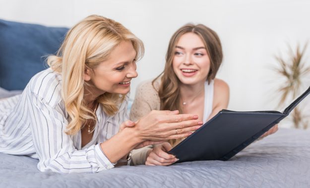 how-to-convince-your-loved-ones-to-downsize-to-a-senior-living-apartment-when-they-refuse-it